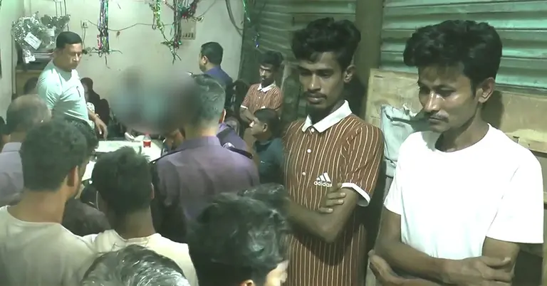 গ্রেপ্তার হওয়া দুইজন